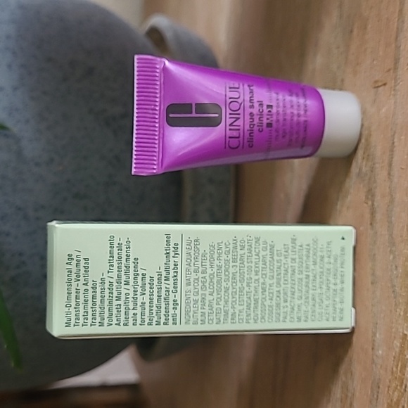 Clinique Smart Multi Dimensional Age Transformer + Custom Repair Revolumize - Picture 4 of 4